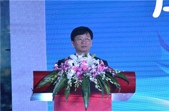 费功全会长在成都乐山商会建设大会上致辞